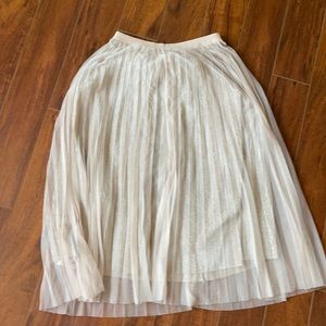 Cute pleated skirt